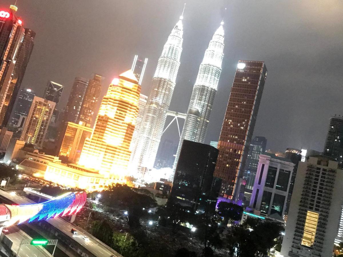 Klcc Legasi Direct View With A Superking Bed At A 3-Bedroom Premium Unit كوالالمبور المظهر الخارجي الصورة