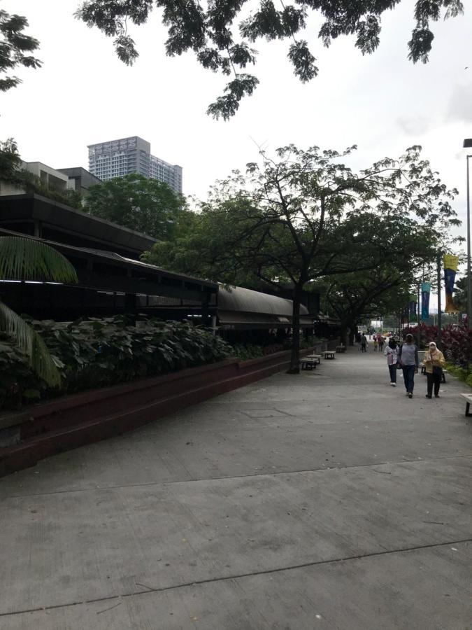 Klcc Legasi Direct View With A Superking Bed At A 3-Bedroom Premium Unit كوالالمبور المظهر الخارجي الصورة